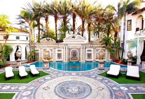 gianni versace hotel miami|giannis at former versace mansion.